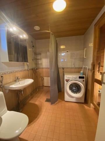 Apartment Kustaava With Sauna Рованиеми Екстериор снимка